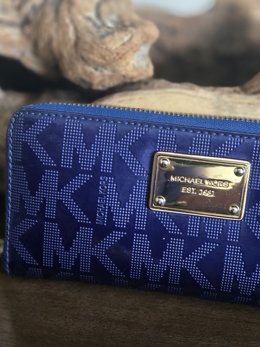 Michael Kors Jet Set Continental Zip Around Wallet - Blur MK Logo